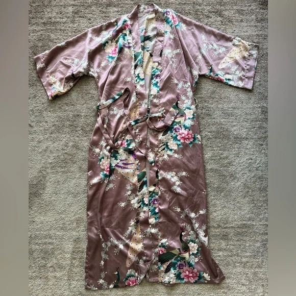 Kim + Ono PEACOCK & BLOSSOMS LONG KIMONO ROBE - Picture 3 of 5